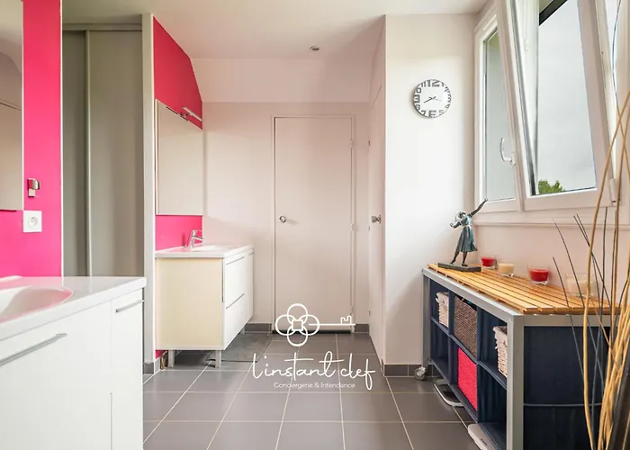 بيت للعطل Havre Familial Avec Piscine A Deux Pas Du Mans سانت برافاس