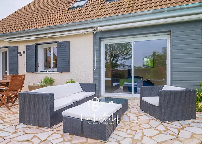 Havre Familial Avec Piscine A Deux Pas Du Mans سانت برافاس