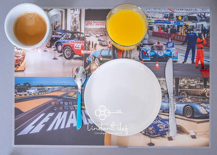 بيت للعطل Havre Familial Avec Piscine A Deux Pas Du Mans