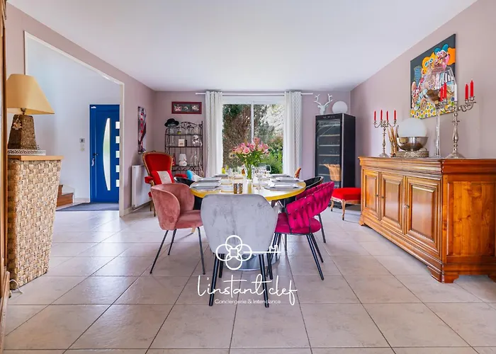 بيت للعطل Havre Familial Avec Piscine A Deux Pas Du Mans سانت برافاس